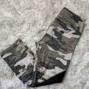 Camo workout leggings